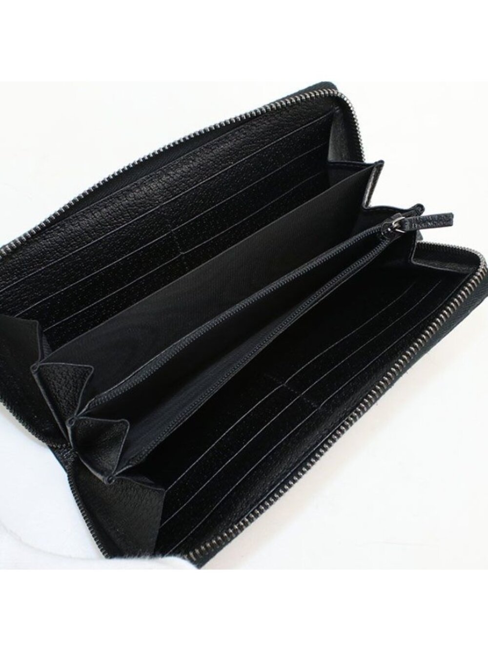 ★SOLD★ Gucci Zip Around Wallet GG Canvas - Picture 3 of 6